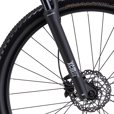 charisma-2-0-29-mat-cierna-2026-d4